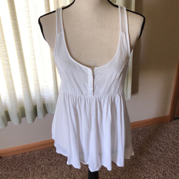 American Eagle Outfitters Tops - [American Eagle] White Tank Size Medium
